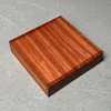 Kép 2/2 - Afrikai paduk faanyag 50 mm x 200 mm x 200 mm PAD302