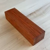 Kép 2/2 - Afrikai paduk késmarkolat anyag 30 x 40 x 145 mm PADUK505