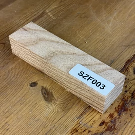 Szilfa késmarkolat anyag 30 x 40 x 150 mm SZF003