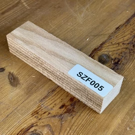 Szilfa késmarkolat anyag 30 x 40 x 150 mm SZF005