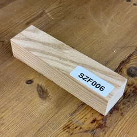 Szilfa késmarkolat anyag 30 x 40 x 150 mm SZF006