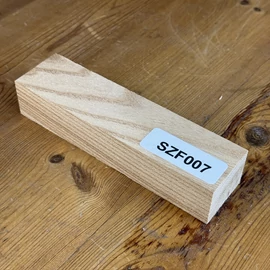 Szilfa késmarkolat anyag 30 x 40 x 150 mm SZF007