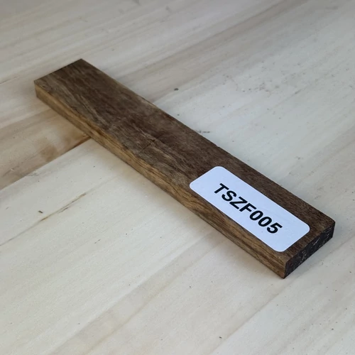 Tamboti szantálfa késmarkolat anyag 10 x 30 x 160 mm TSZF005